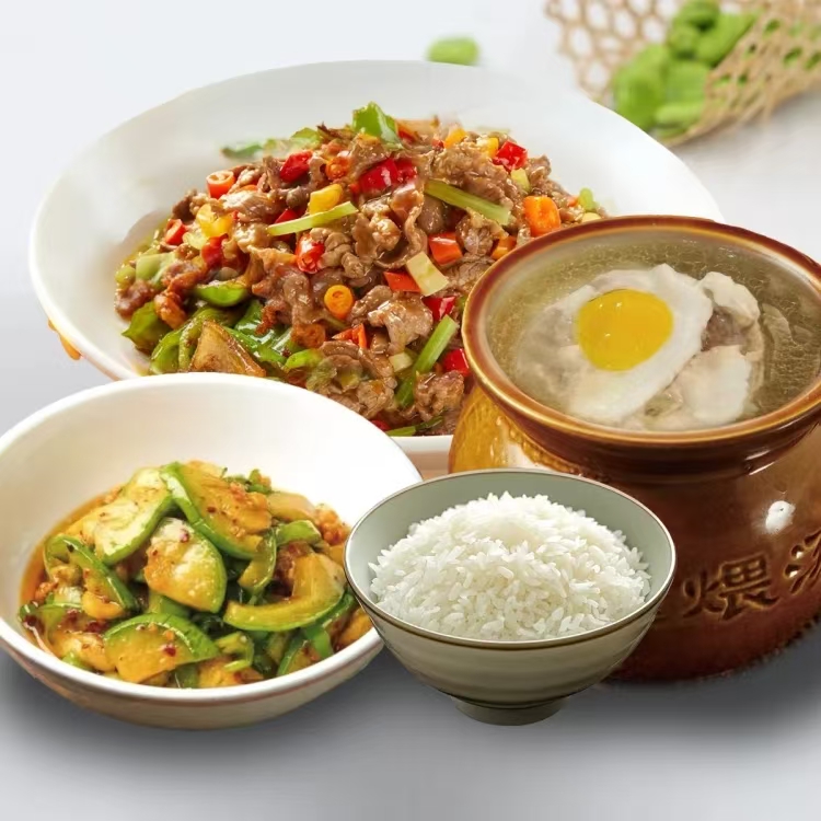 小炒黄牛肉+香米饭+自选瓦罐汤